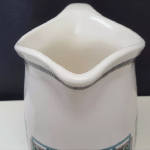 Pfaltzgraph Forest Pitcher - Picture 4 of 10